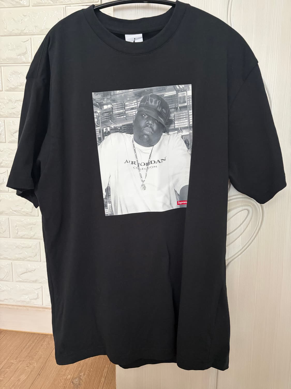 슈프림 x 조던 비기 숏슬리브 탑 블랙 - 24FW 상품이미지2