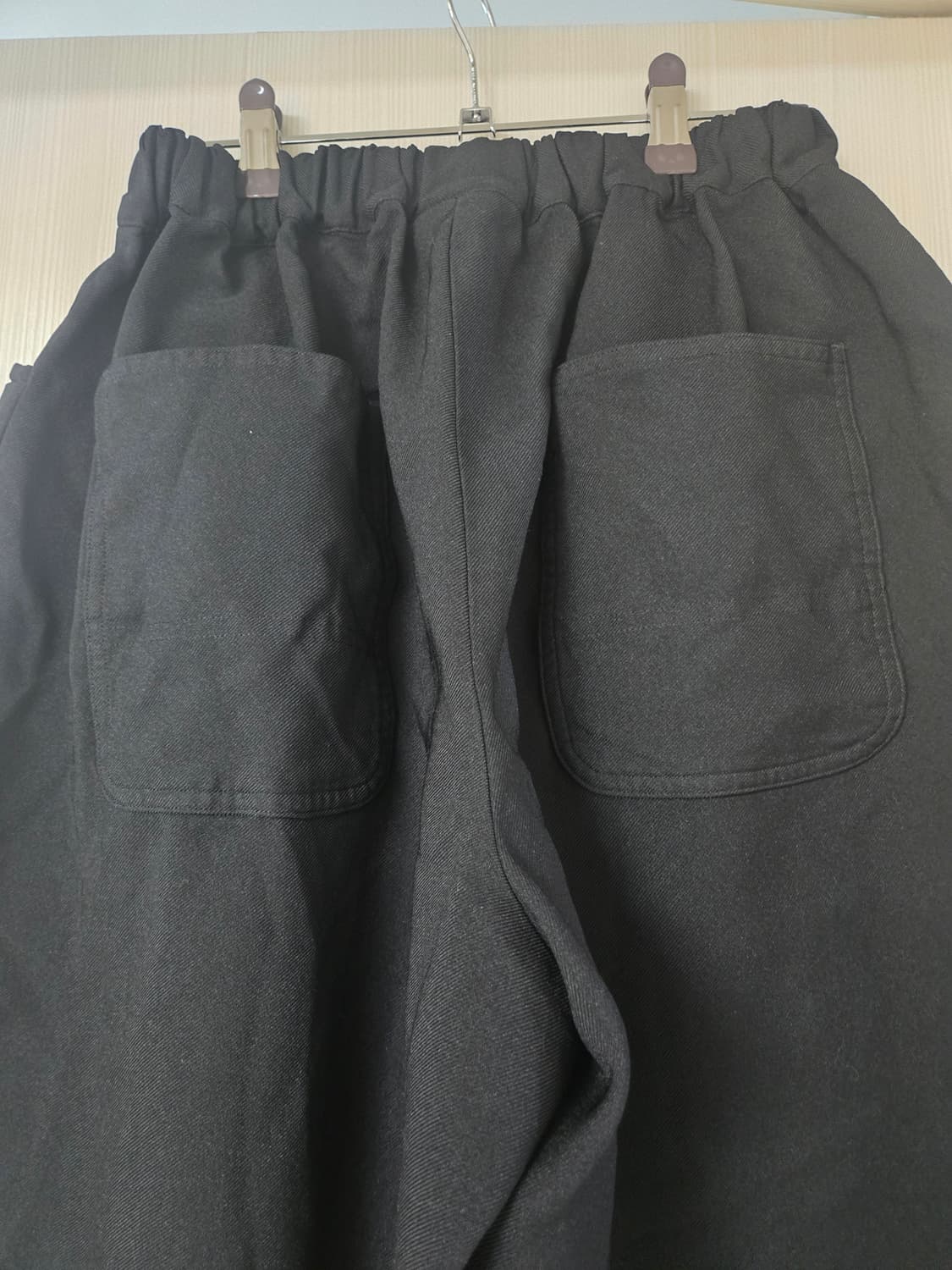 블랙 꼼데가르송 2026ss  벌룬팬츠 xs 상품이미지4