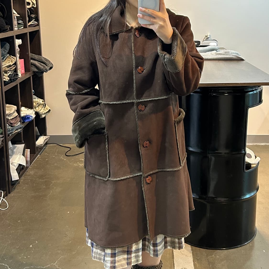 딥브라운 후드 무스탕 상품이미지1