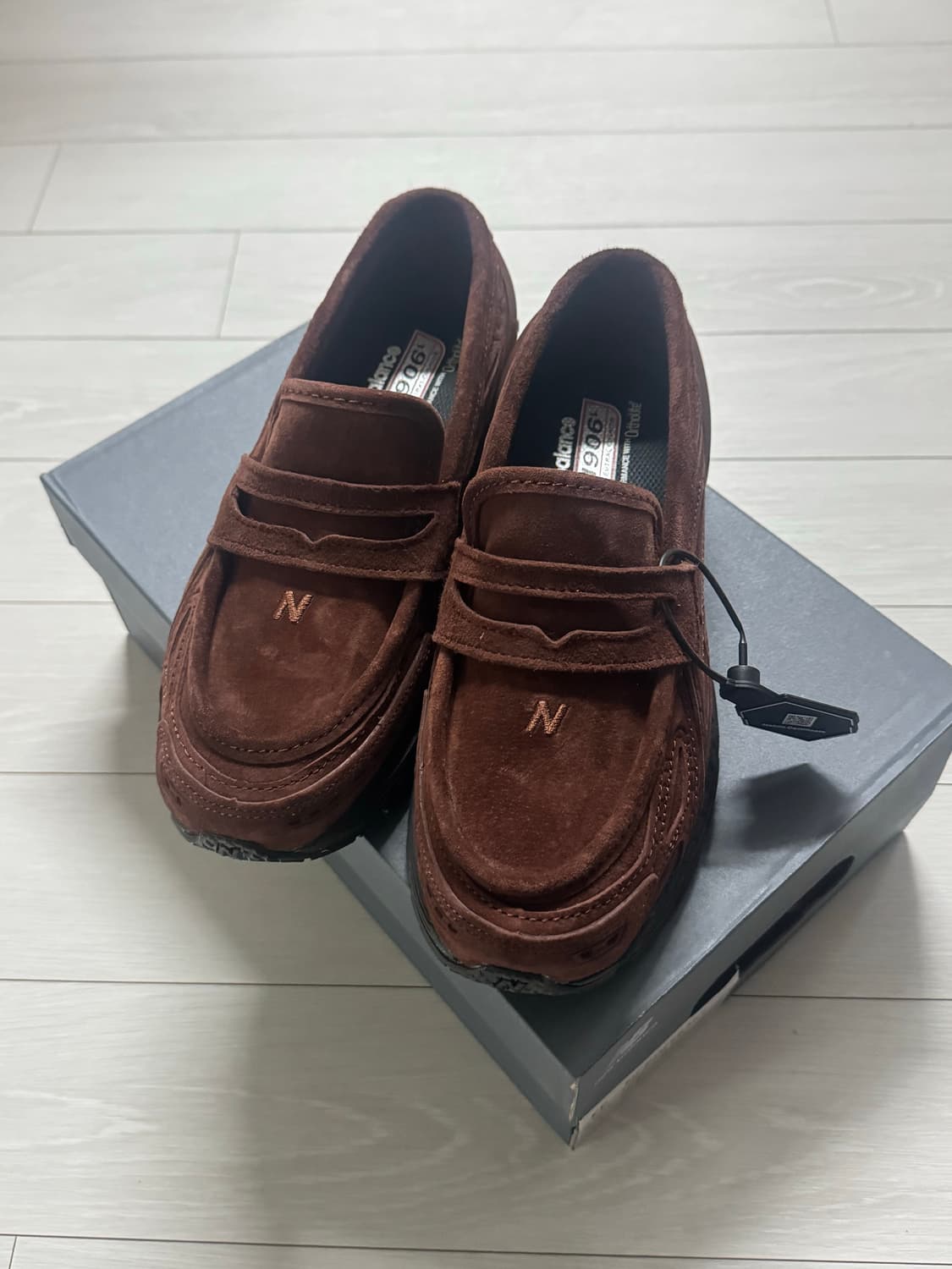 뉴발란스 1906L 브라운 구동화 235 상품이미지2