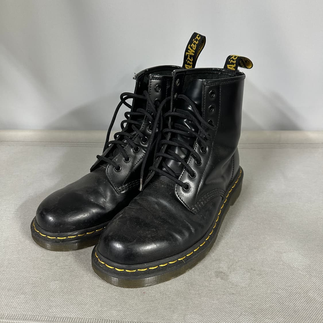 닥터마틴 8홀 부츠 상품이미지1