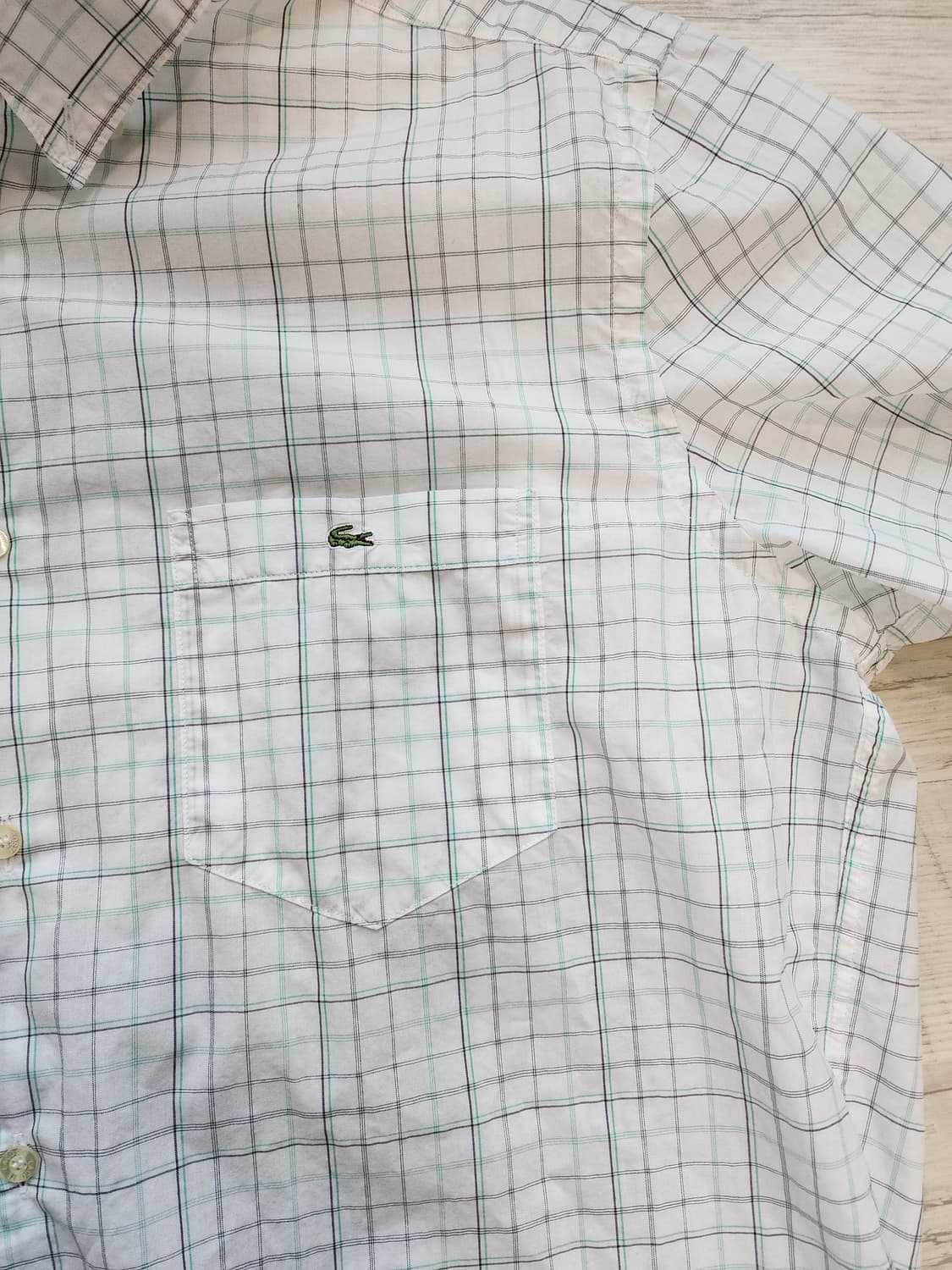 LACOSTE 라코스테 반팔 버튼다운 셔츠 팜 42(100~105)사이즈 상품이미지3