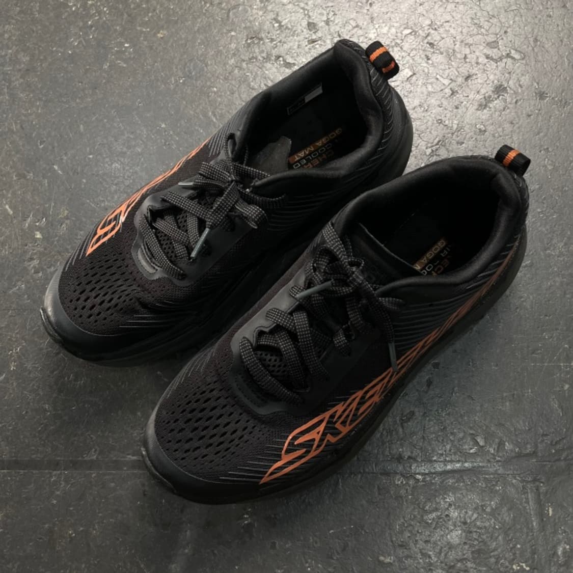 265 스케쳐스 맥스 쿠셔닝 런닝화  상품이미지3