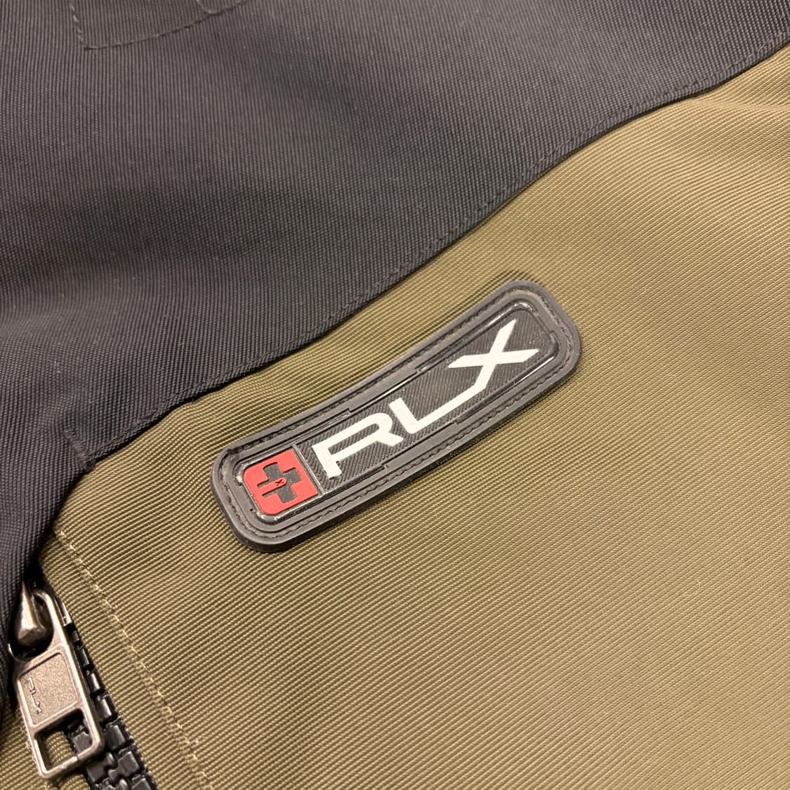 [L] 폴로 RLX 랄프로렌 블랙/카키 바람막이 B686 상품이미지4