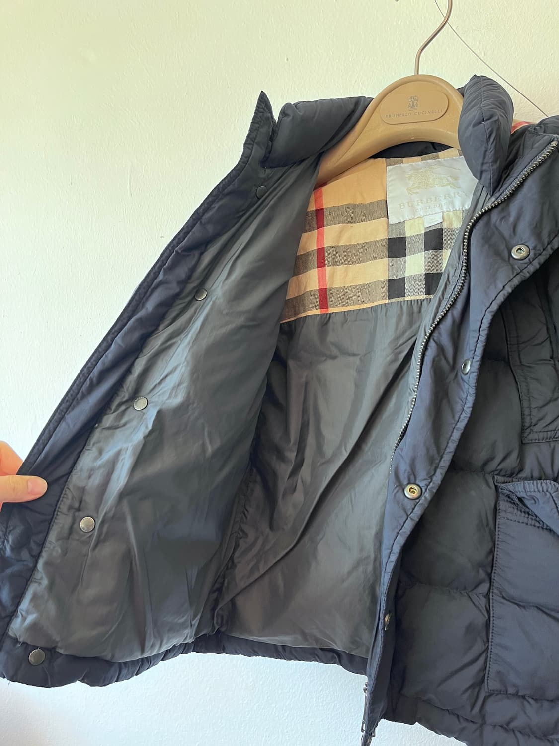 버버리 키즈 후드덕다운패딩 4Y 상품이미지4