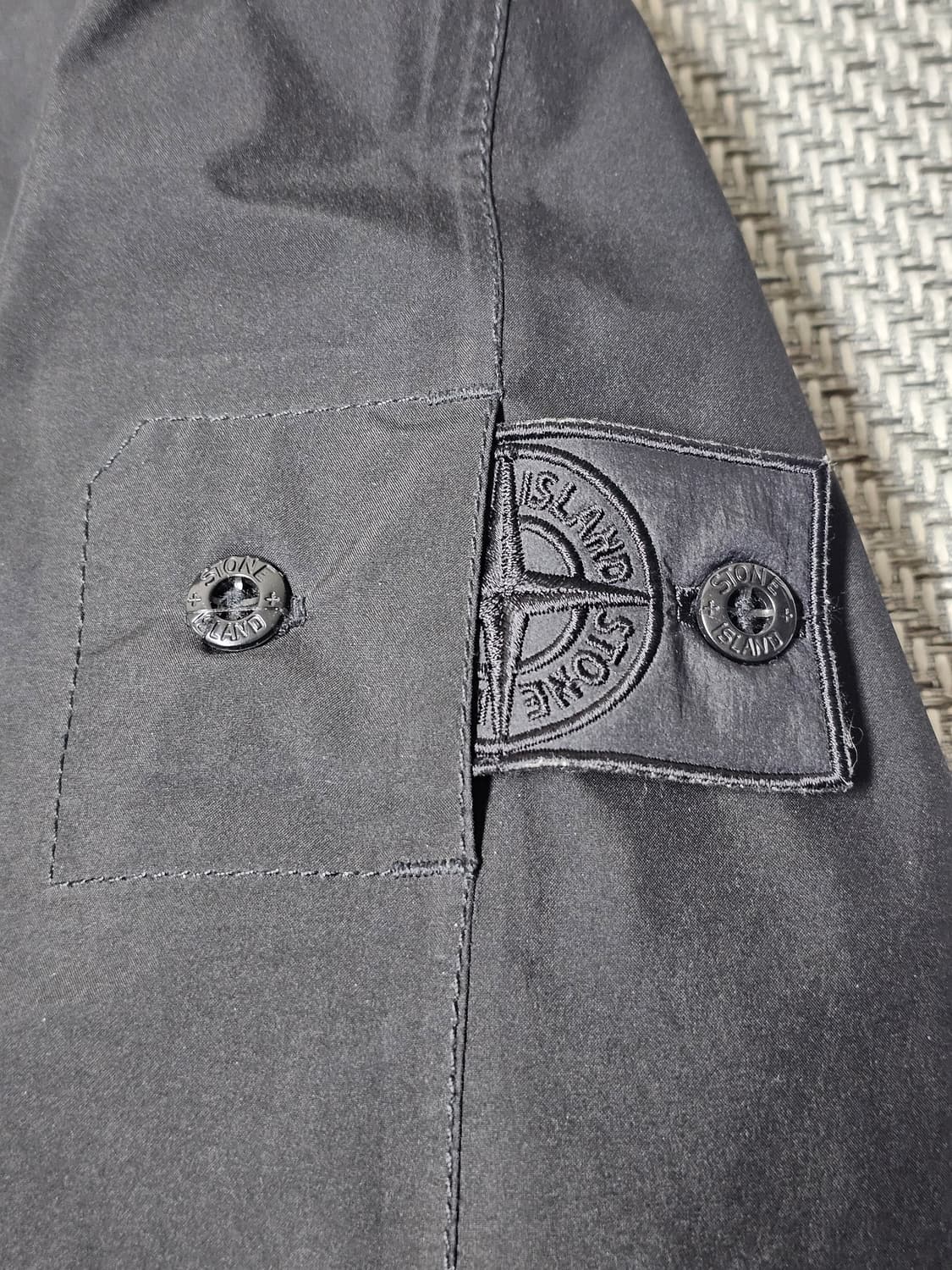 스톤아일랜드 쉐도우프로젝트 GORE-TEX PACLITE자켓 상품이미지2