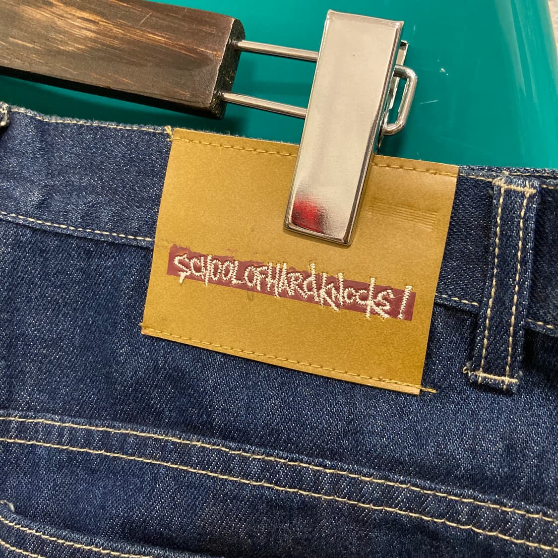 스쿨오브하드낙 올드스쿨 힙합 자수 카펜터 데님 팬츠 상품이미지6