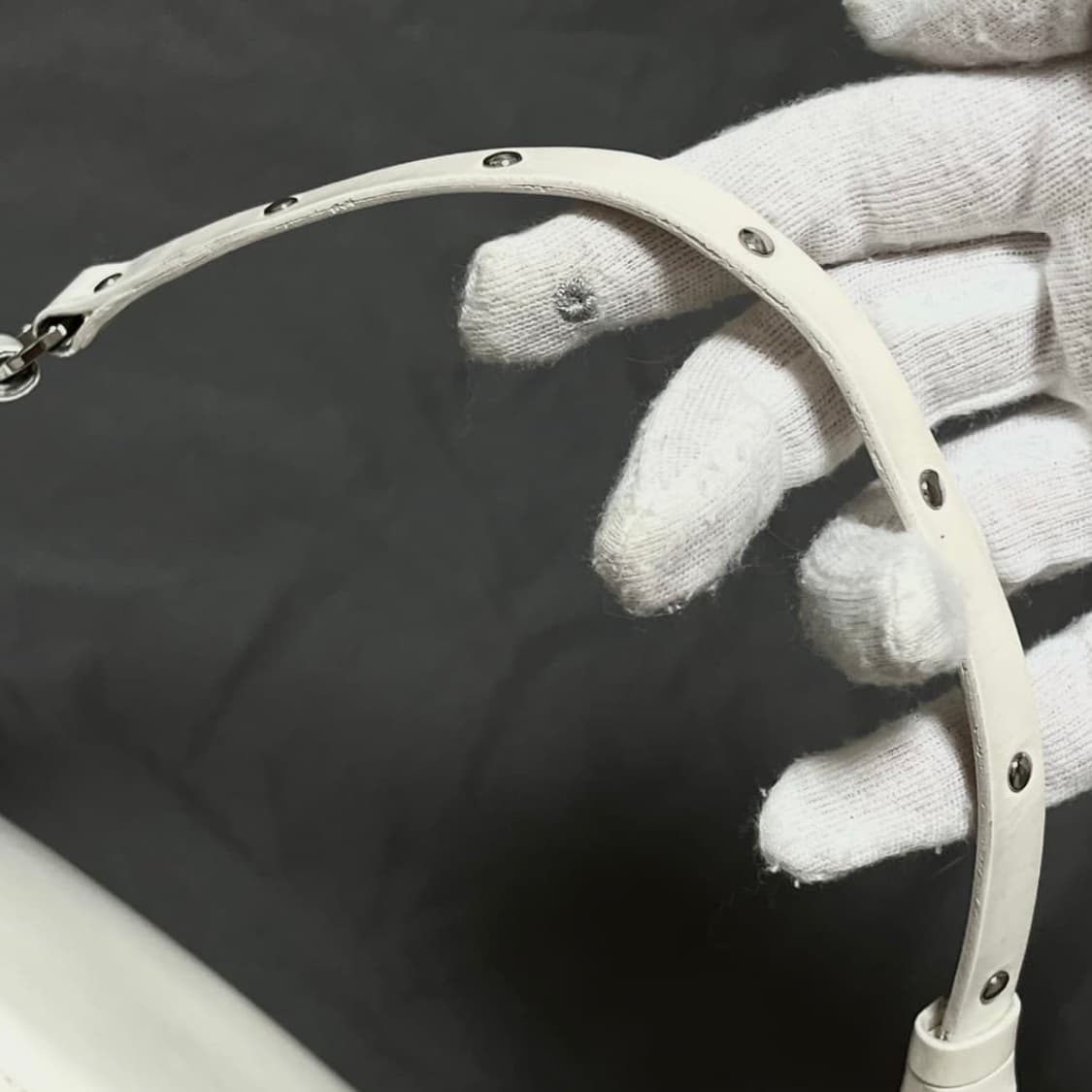 디올 하드코어 본디지 화이트 숄더백. 피어싱 펑크 빈티지 y2k 상품이미지8