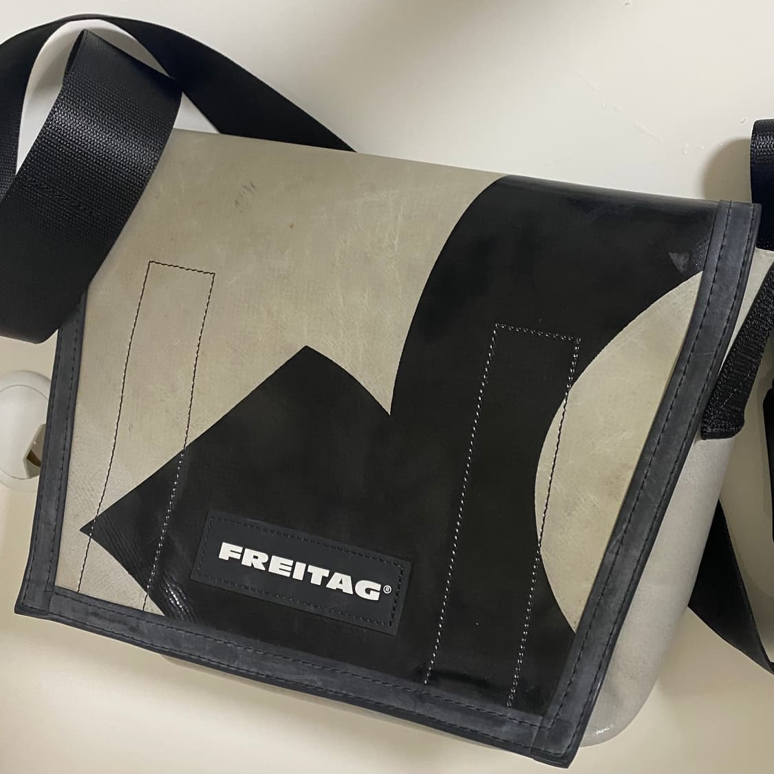 프라이탁 라씨 그레이 블랙 실버 ( 민트텍 O) 상품이미지1