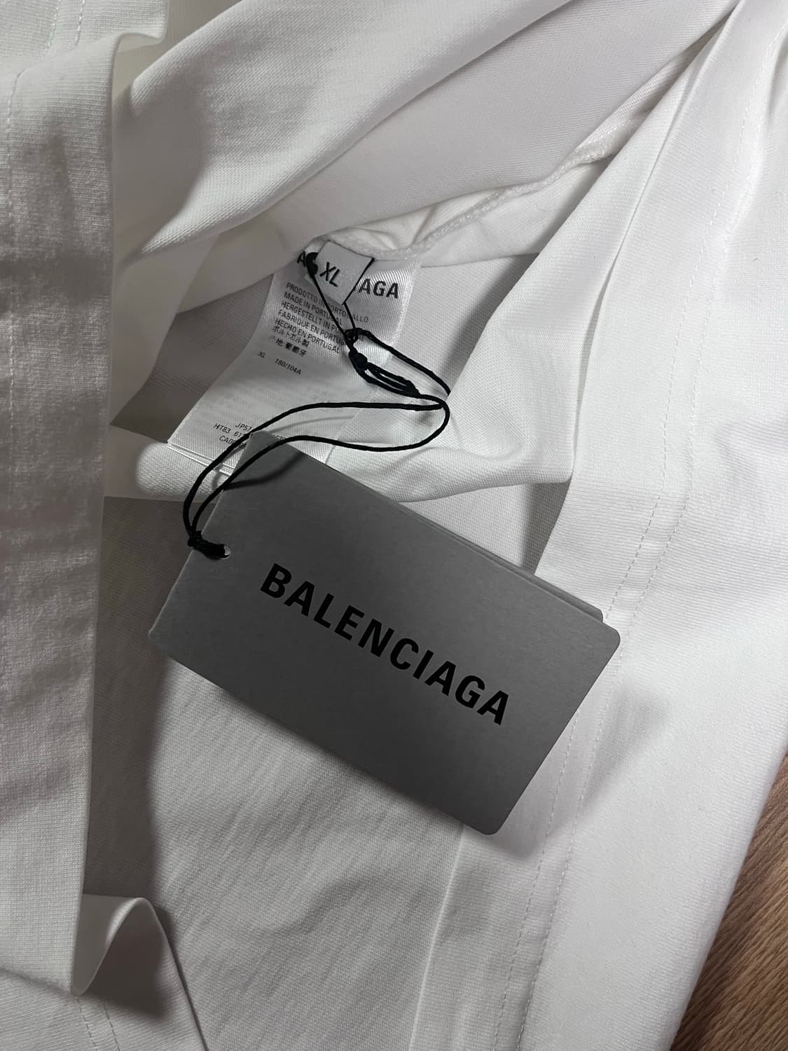 발렌시아가 21ss 오버사이즈 자수로고 반팔 XL 화이트 XL 상품이미지4