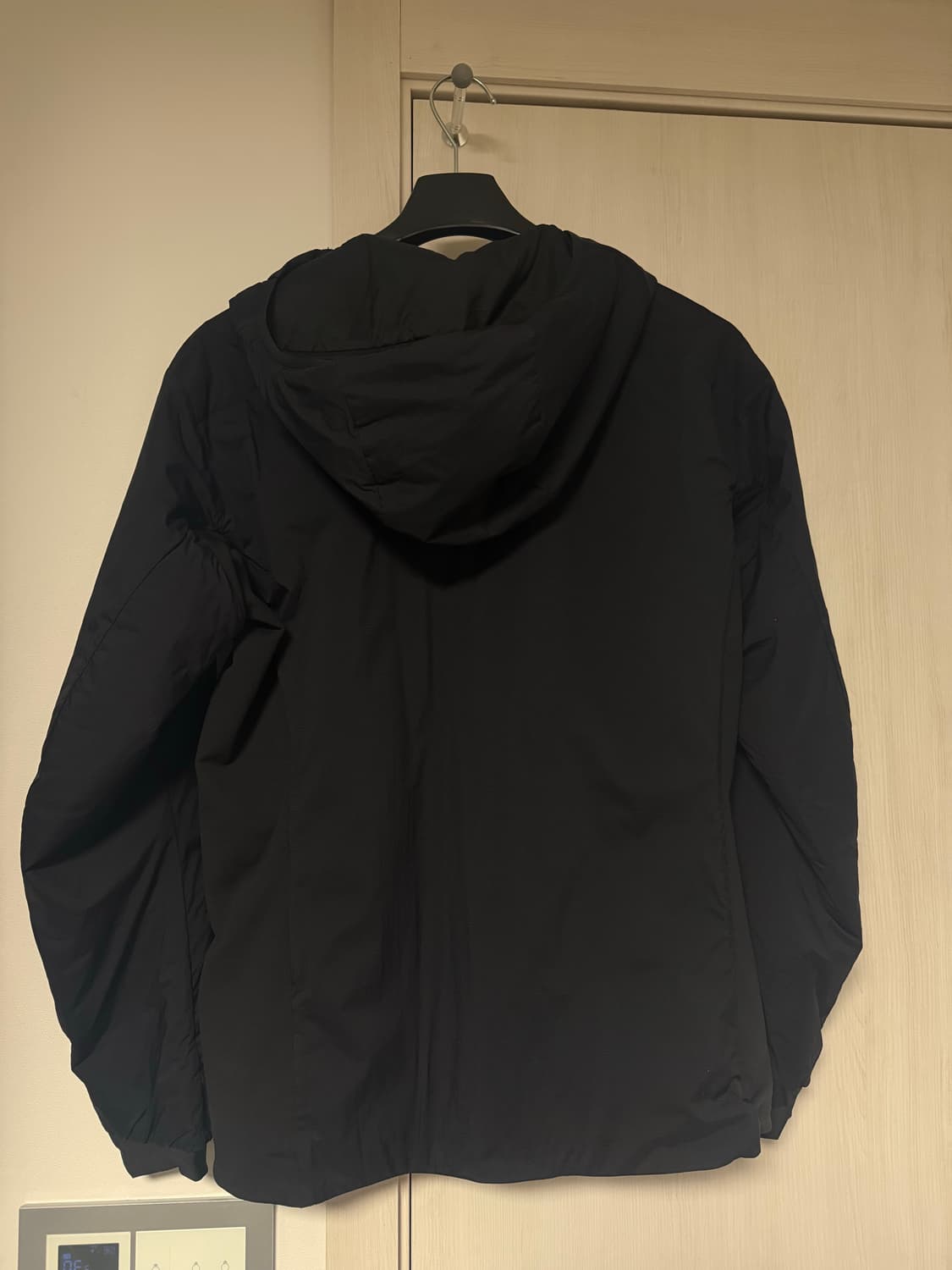 아크테릭스 아톰 후디 블랙 상품이미지4