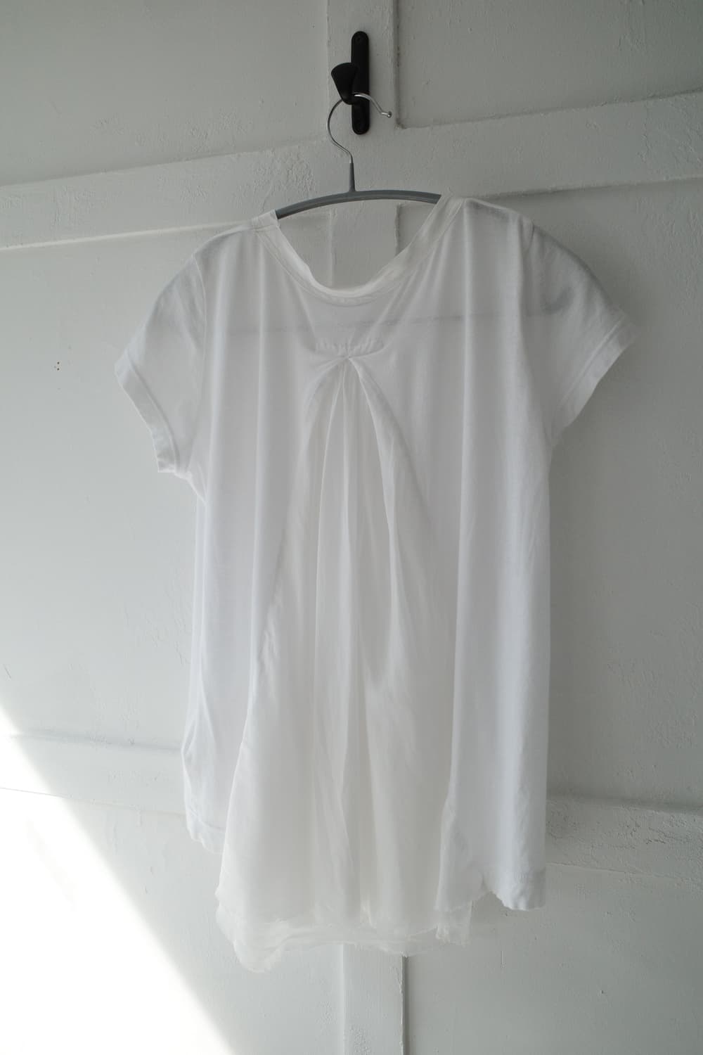 [Sacai luck] 백 셔링 티셔츠 상품이미지3