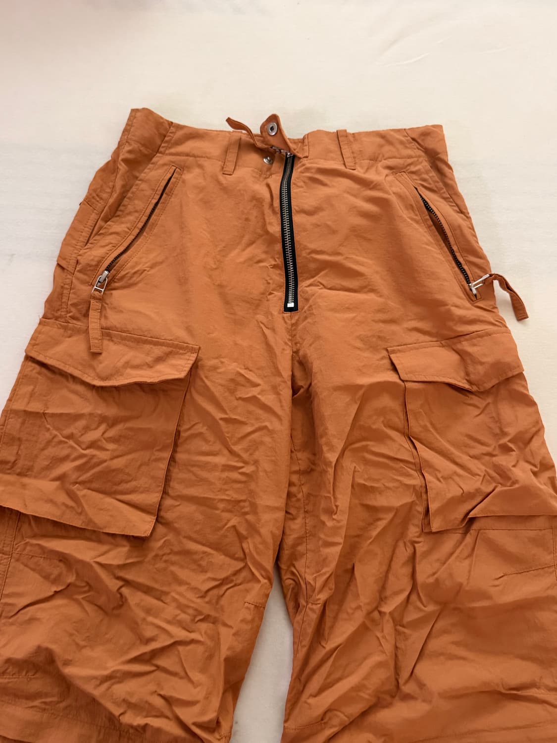 the vinylhouse 나일론 로우리이즈 카고 팬츠 상품이미지1