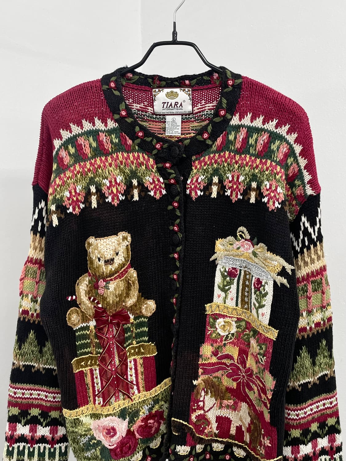 티아라 홀리데이 베어 디테일 자수 가디건 상품이미지7