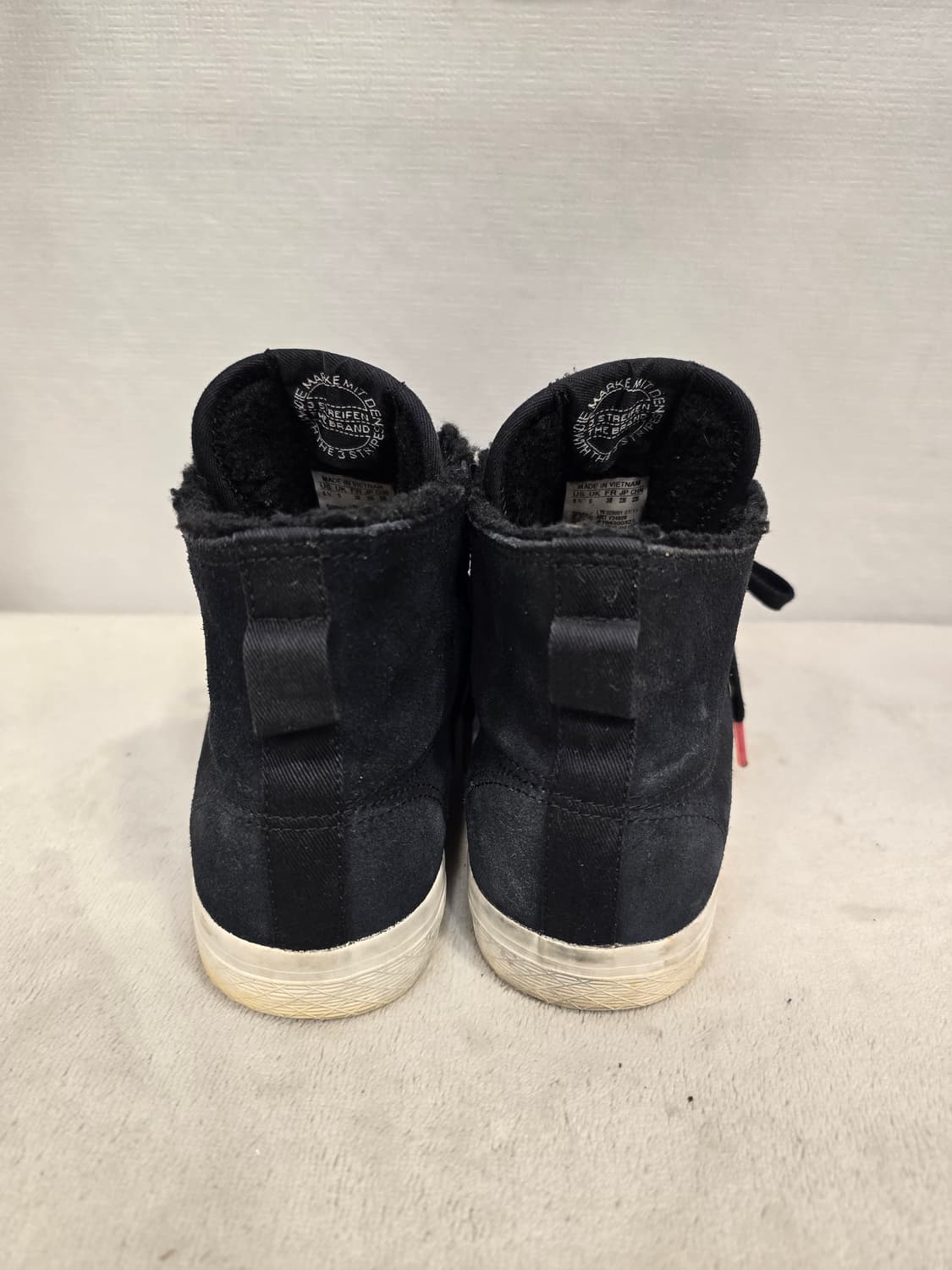 아디다스 털신 하이탑 스니커즈 블랙 235mm 상품이미지4