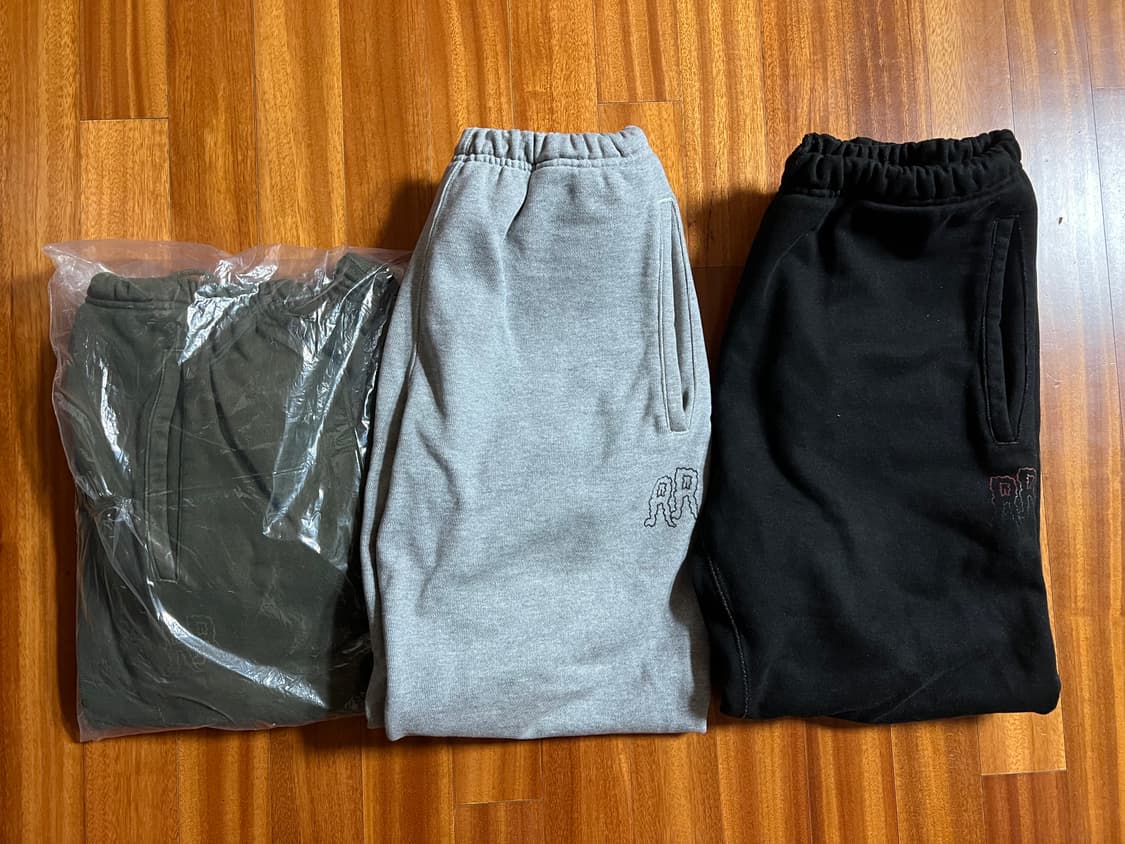 에센스룸 리저렉션 굿즈 스웻팬츠 일괄판매 상품이미지1