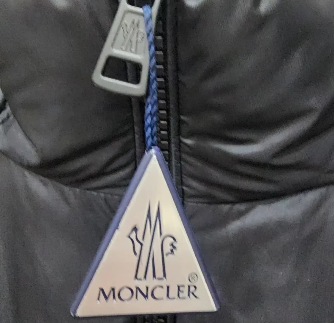 몽클레어 남성 후드 숏패딩4사이즈 25.11월 백화점 상품이미지4