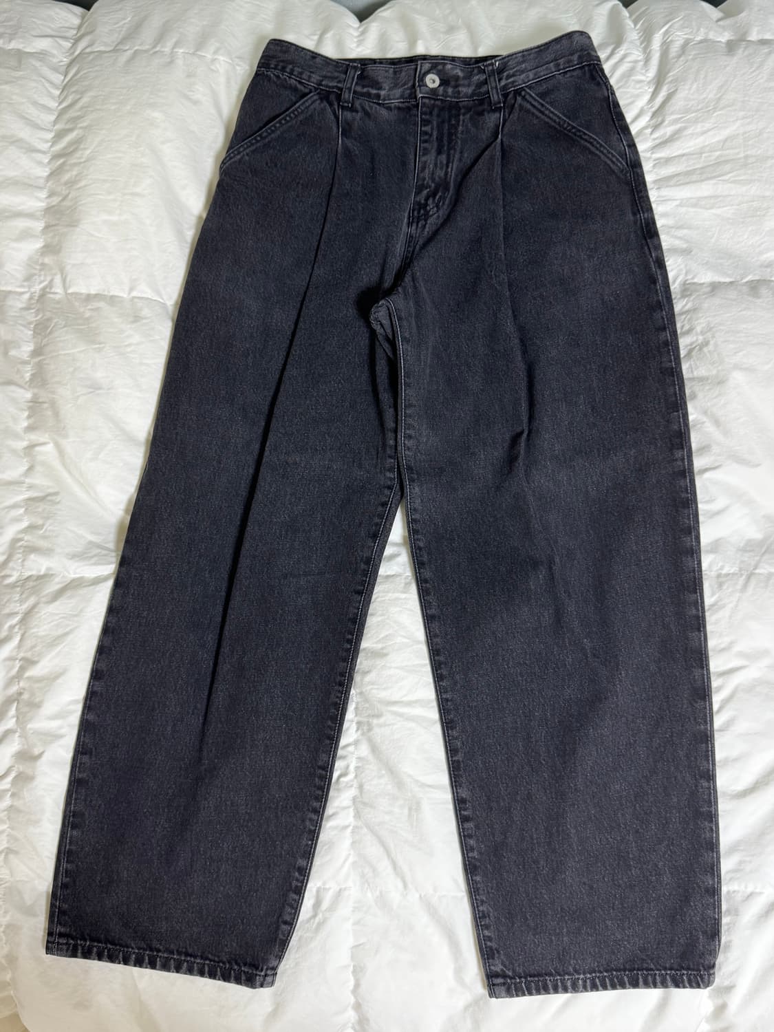 Errors Excepted 플리츠 테이퍼드 데님팬츠 상품이미지5