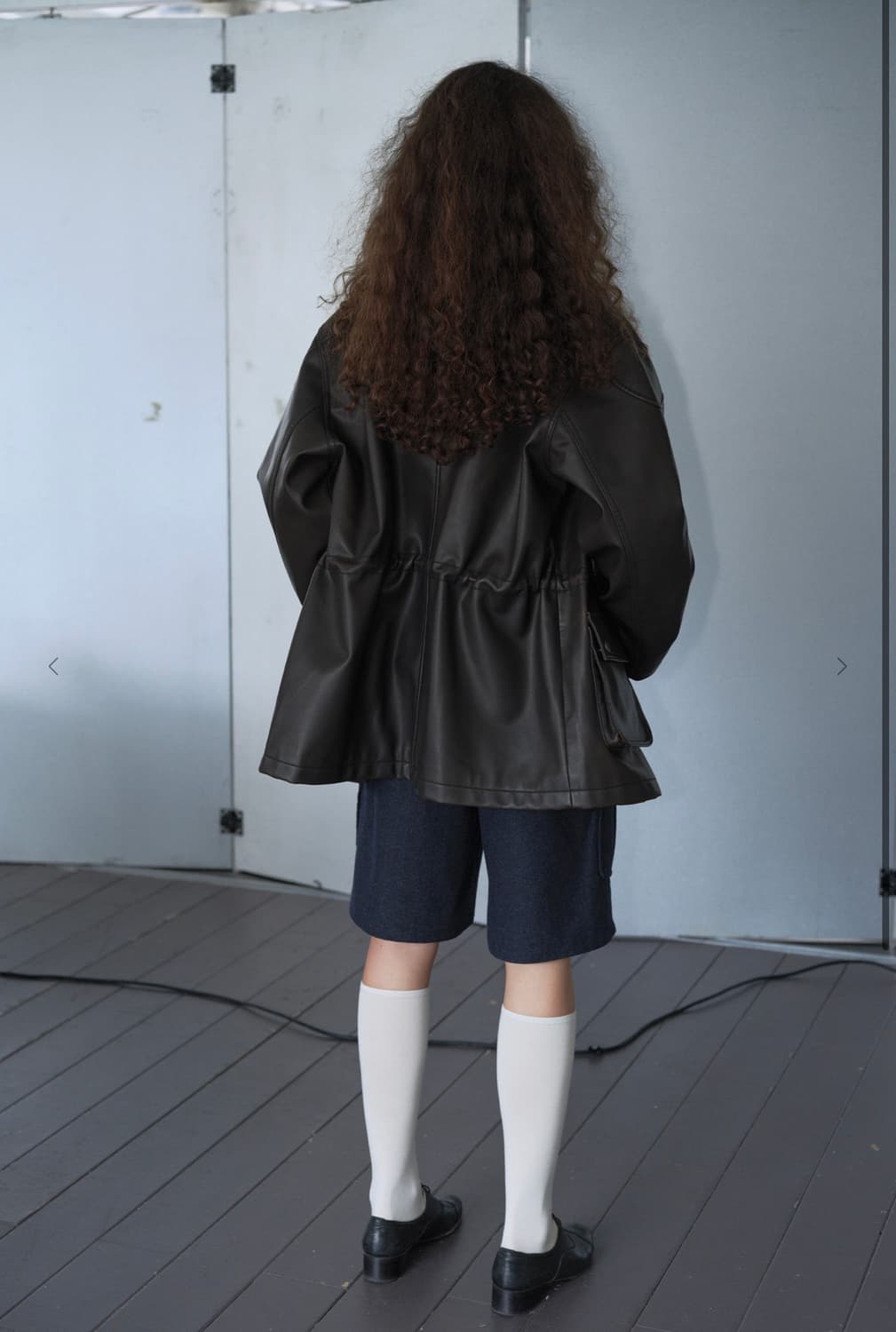 버뮬라 패치 오버핏 레더 자켓 상품이미지5