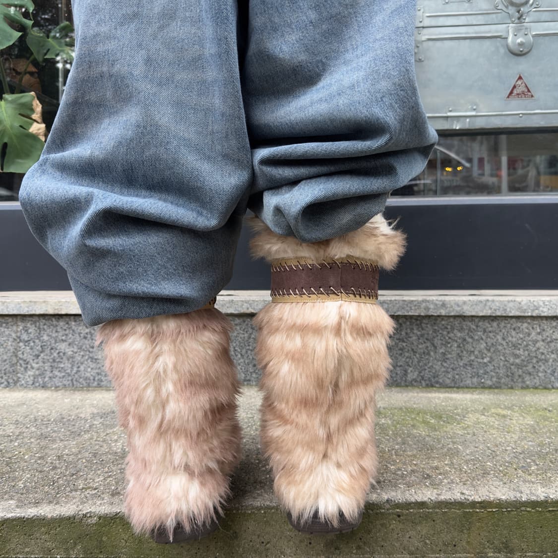 리미티드 에디션 크록스 퍼 네이티브 털 부츠 상품이미지10