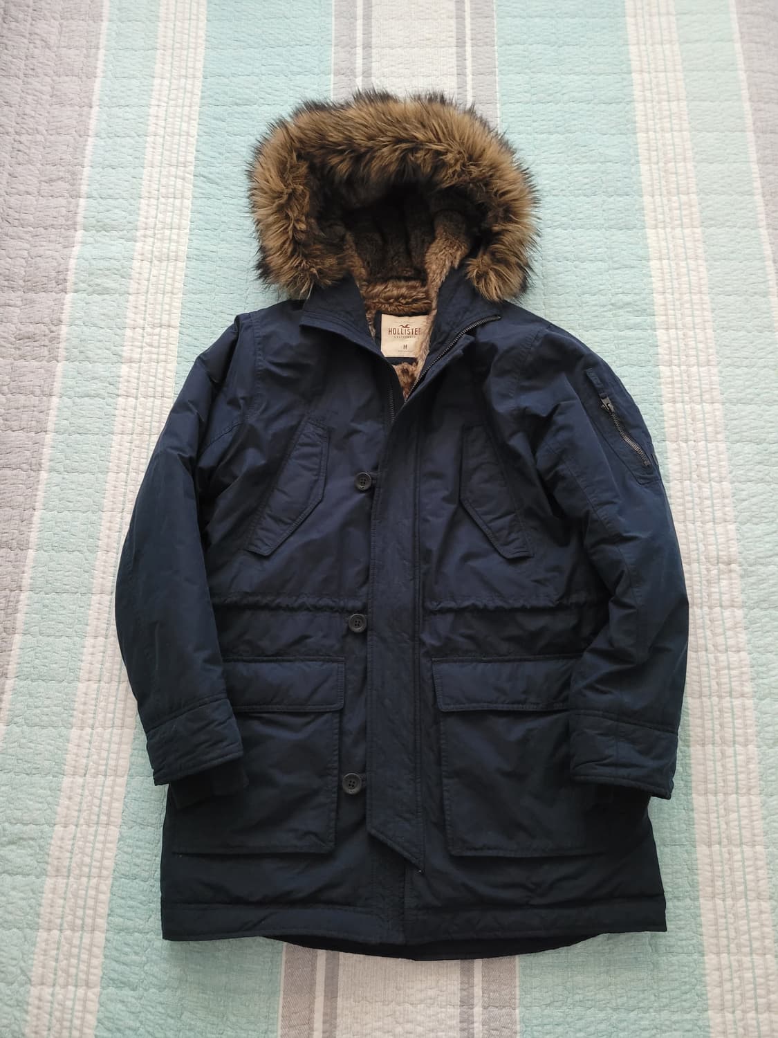  아베크롬비 홀리스터 울프죠 인조모피 후드야상파카. M 105사이즈 상품이미지1