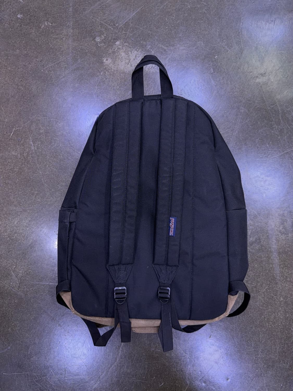 잔스포츠 라이트 스웨이드 블랙 캐쥬얼 백팩 상품이미지2