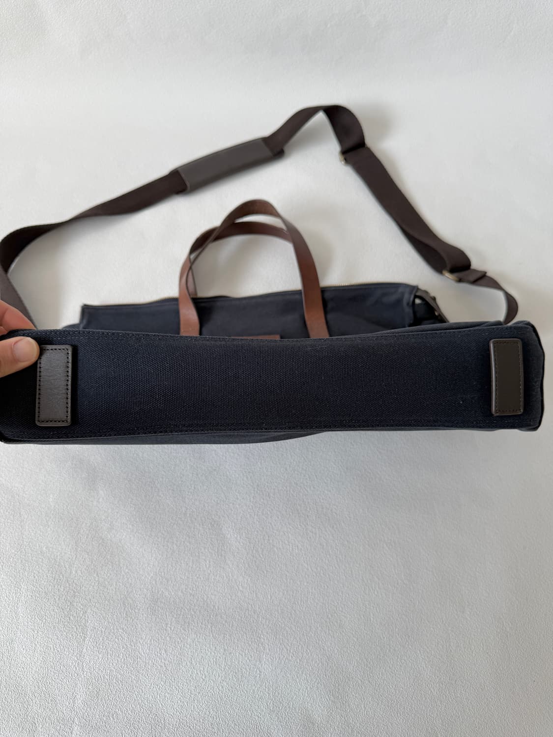 빈폴(Beanpole) 캔버스&레더 크로스 토트백 상품이미지5