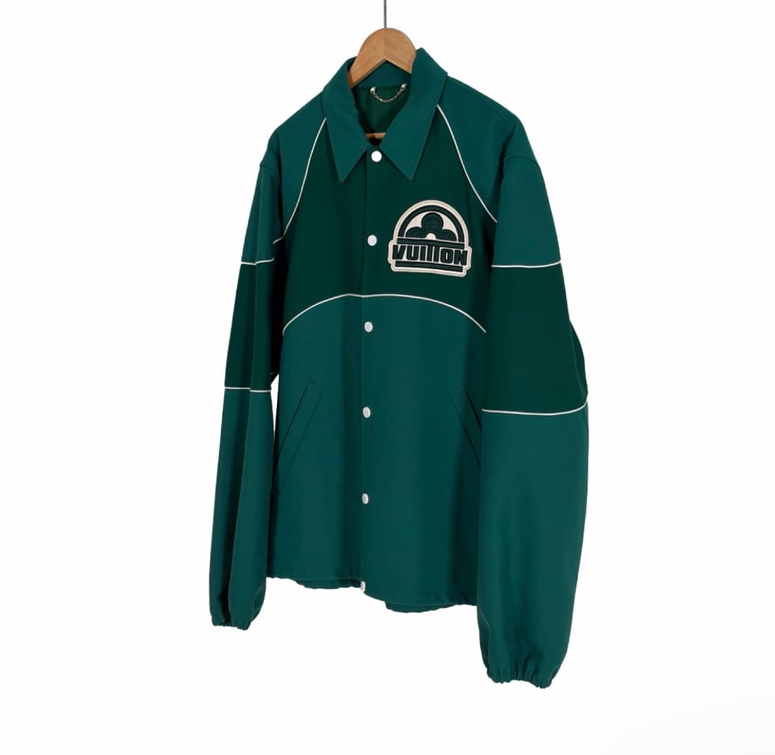 [52] 루이비통 23fw LV 비통 플라워 코튼 바시티 코치 자켓 그린 상품이미지2