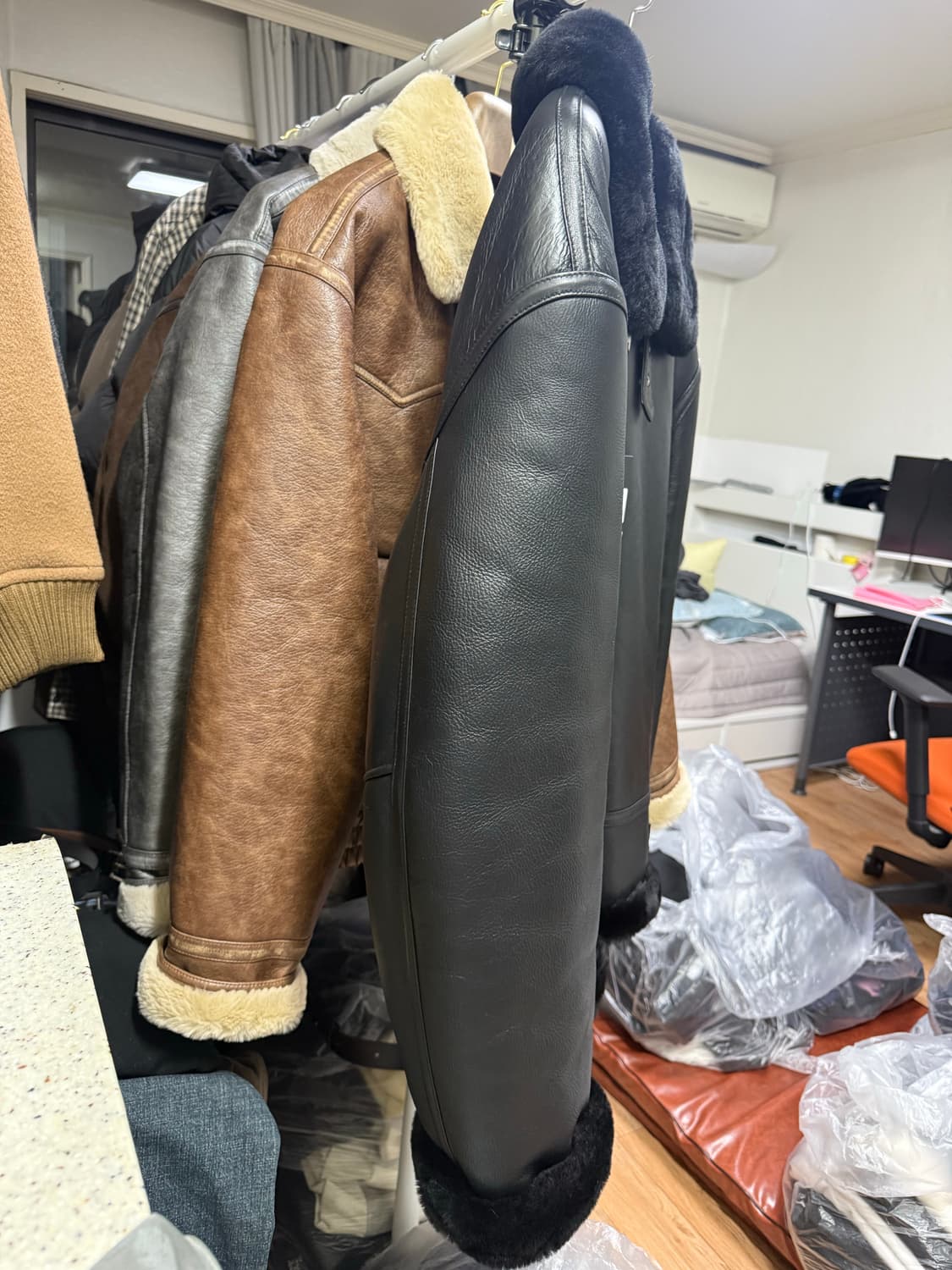 [판매] 도프제이슨 오버사이즈 리얼 무스탕 블랙 XL (새상품/택O) 상품이미지2