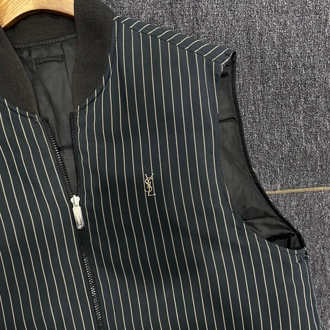 입 생로랑 리버시블 패딩조끼 상품이미지6