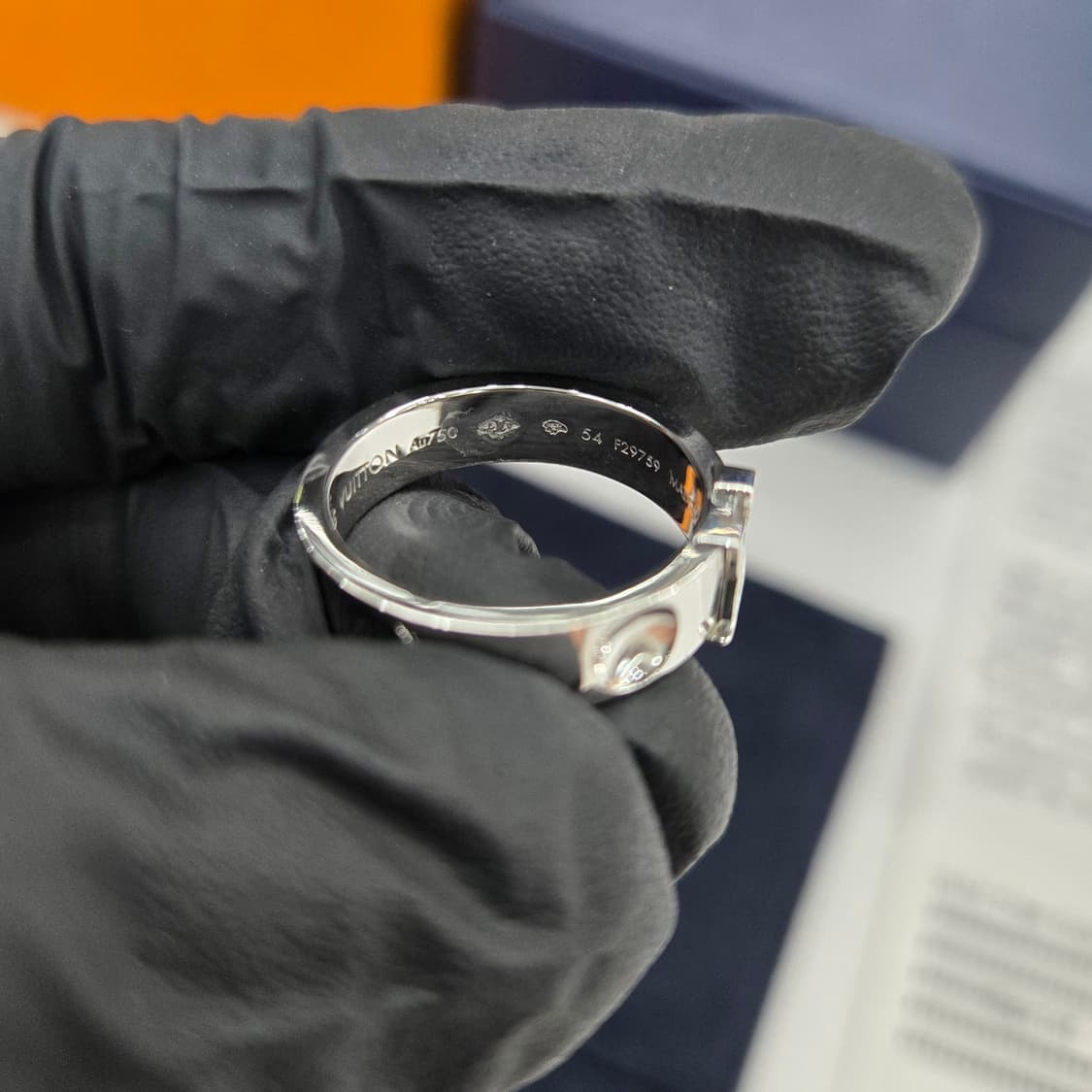 루이비통 앙프렝뜨 반지 54호 화이트골드 상품이미지5