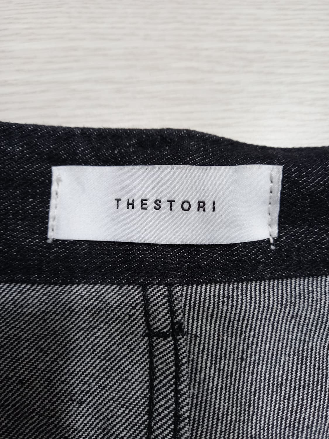 32 새상품  THESTORI 생지 하이웨이스트 일자진 블랙 32-357 상품이미지7