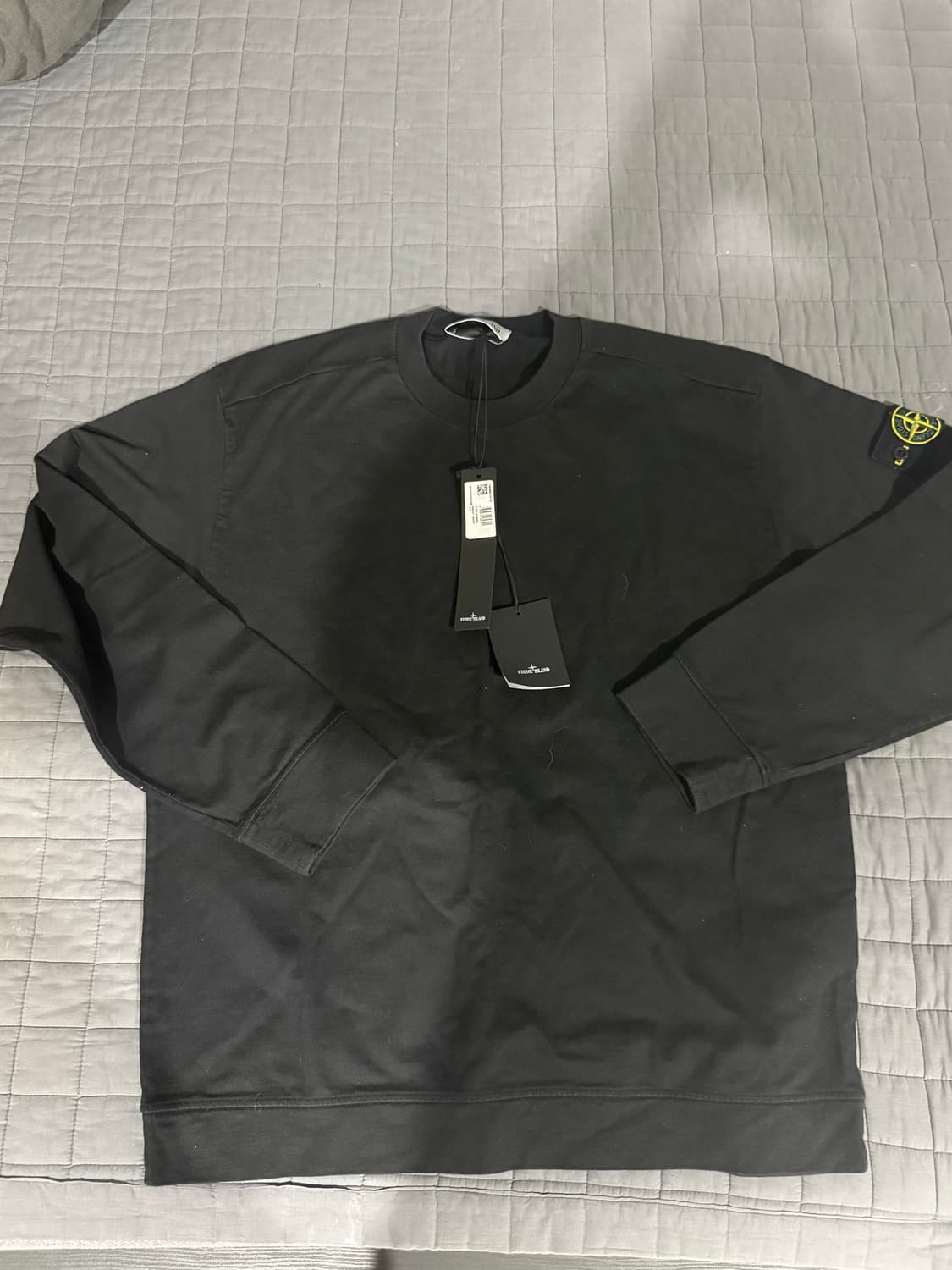 스톤아일랜드 맨투맨 L사이즈 새상품 상품이미지1