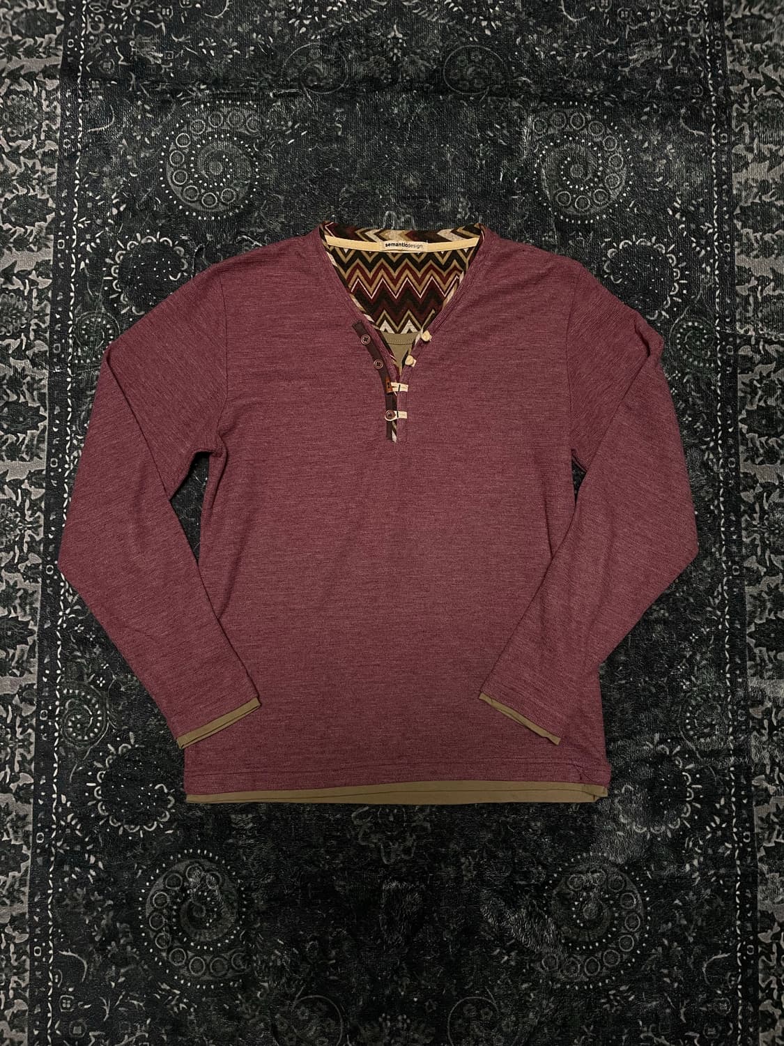 semantic design henley neck sleeve 상품이미지1