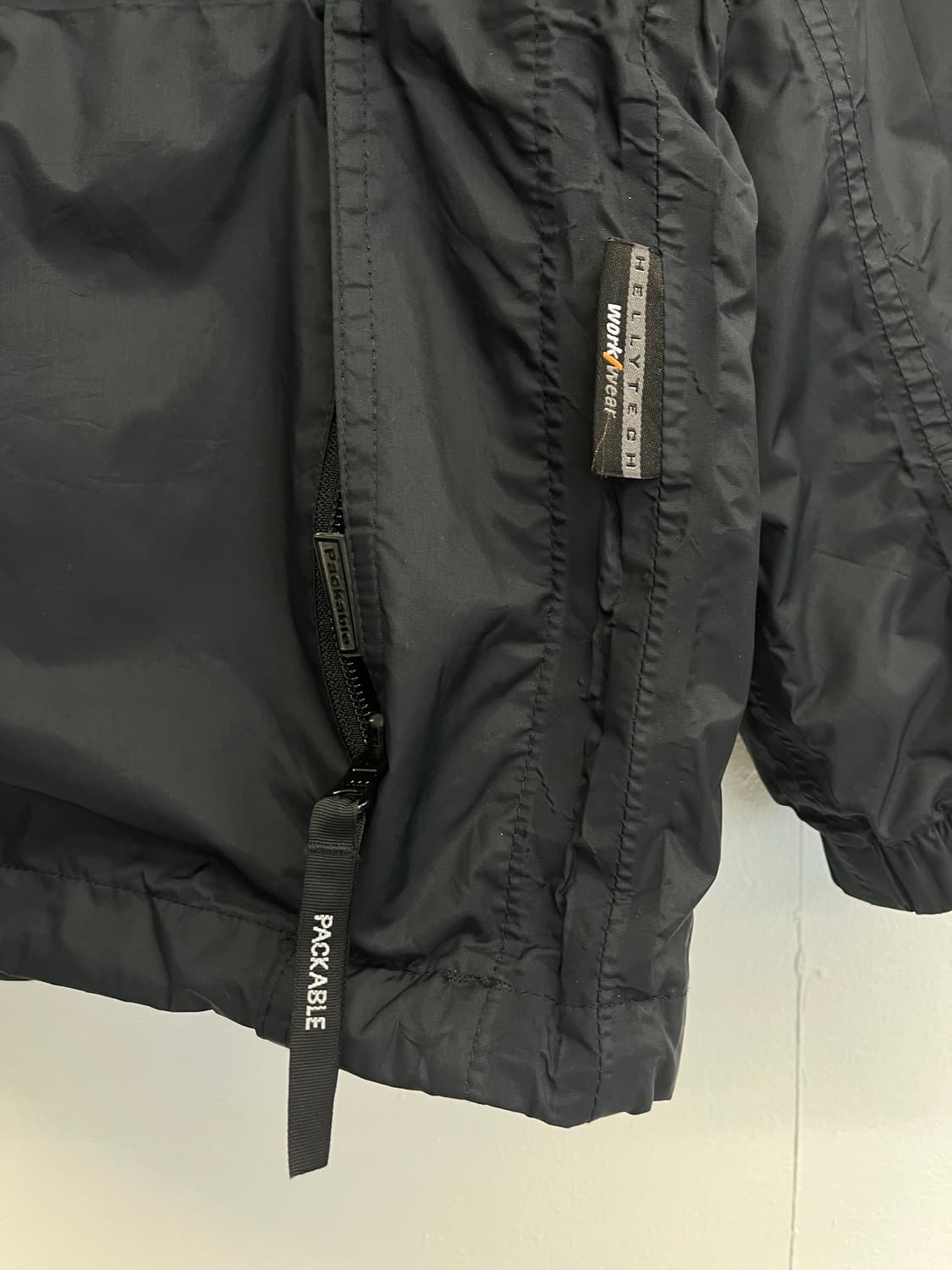 HELLY HANSEN 헬리 한센 블랙 자켓 M 상품이미지5