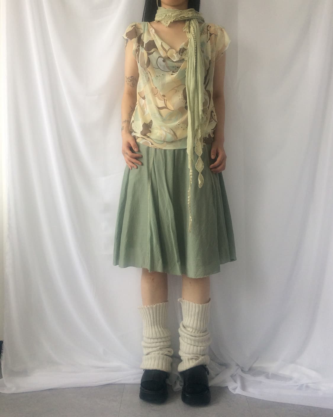 Back frill point midi skirt 상품이미지5