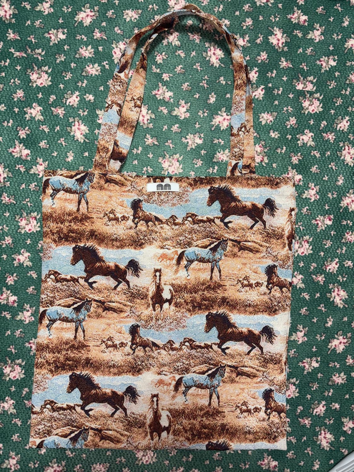 낫뉴 토트 백 상품이미지1