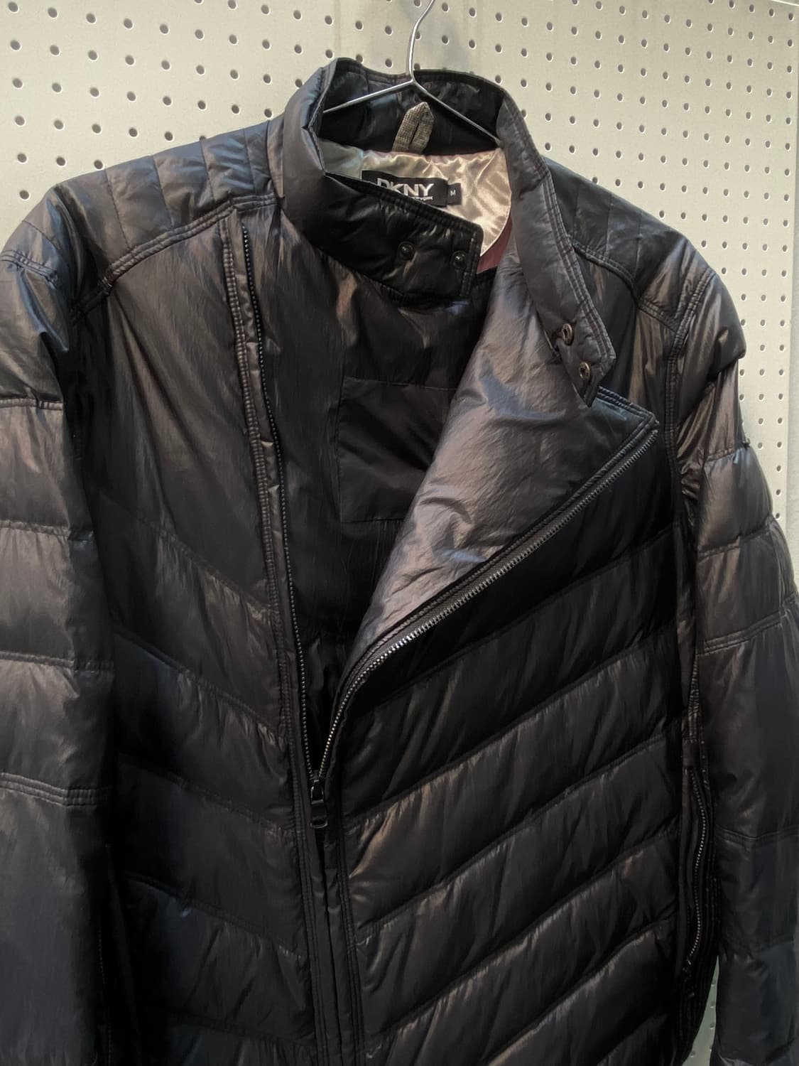 DKNY 사선 비대칭 패딩 자켓 상품이미지5