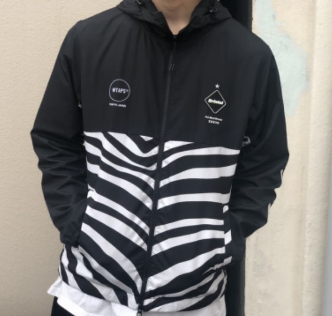 wtaps x fcrb 콜라보 윈드브레이커 상품이미지9