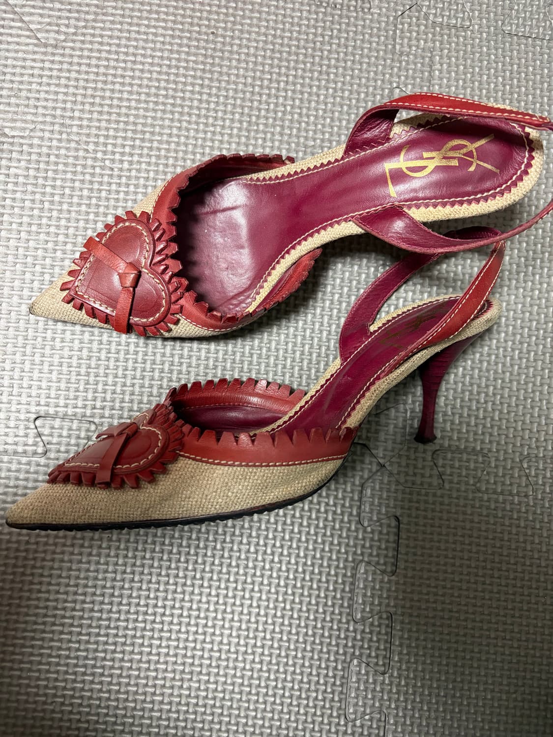 입생로랑 정품 올드스쿨 하트 힐 245-250 상품이미지4