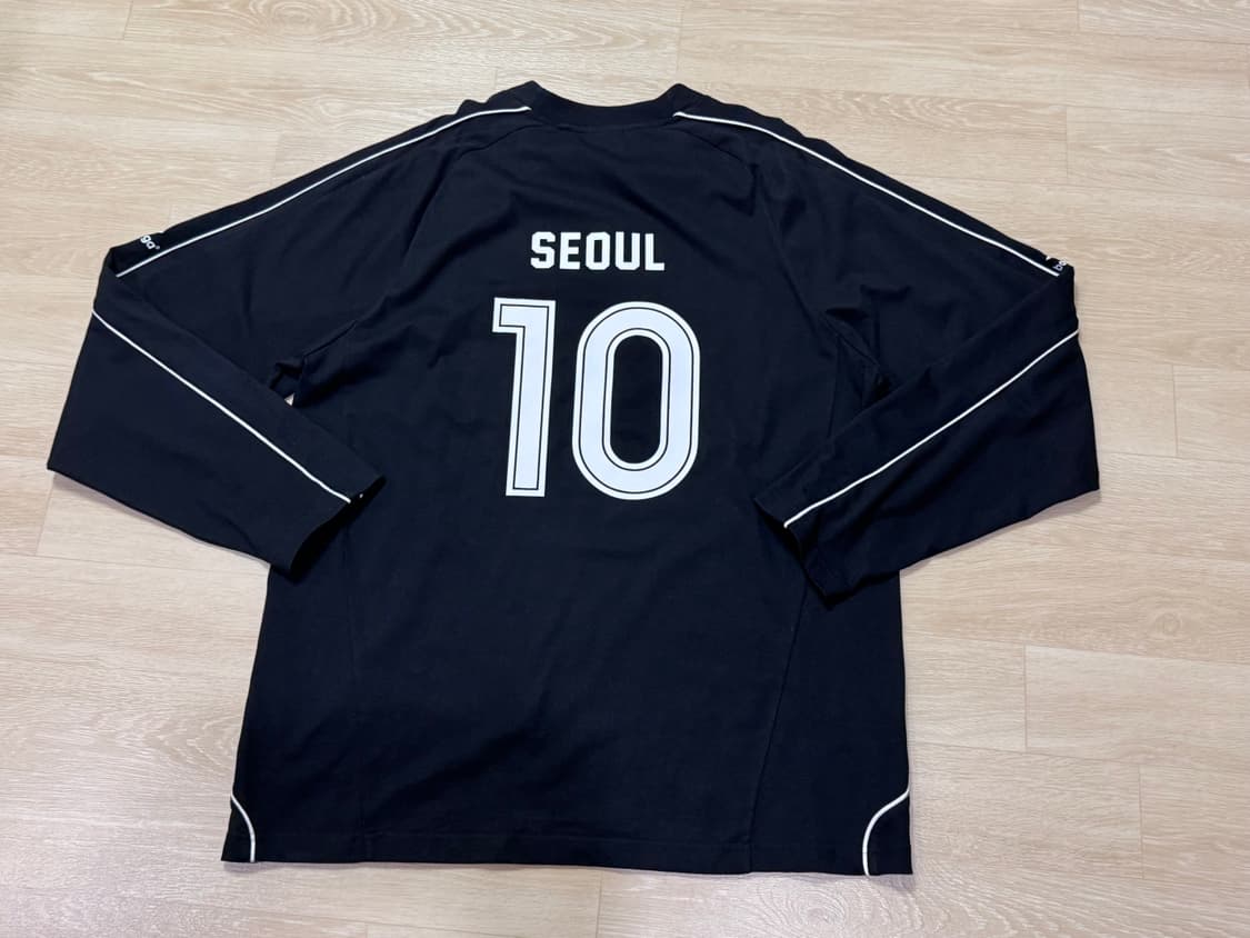 발렌시아가 사커티 서울 롱슬리브 (한정판) 상품이미지2