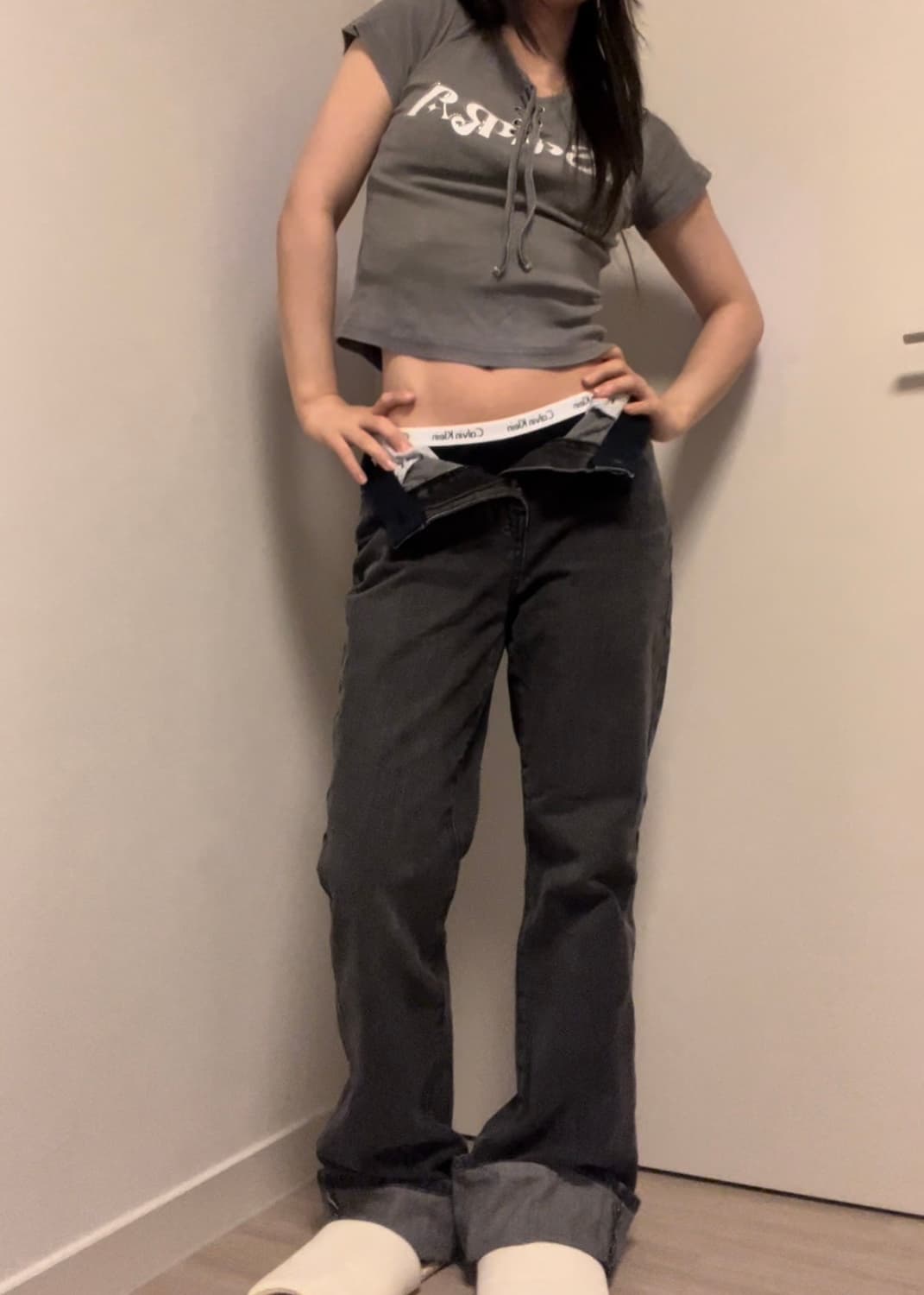 ASURA cubic lettering crop top 상품이미지2