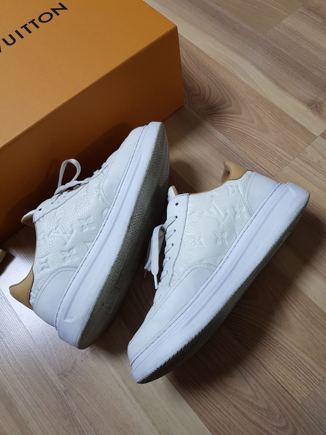 루이비통 비버리 힐스 스니커즈 화이트 상품이미지5