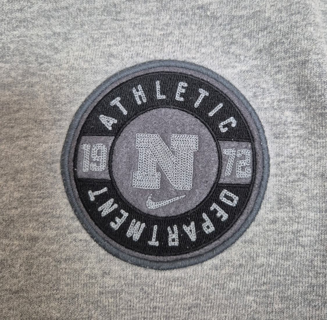 나이키 애슬레틱 맨투맨 상품이미지2