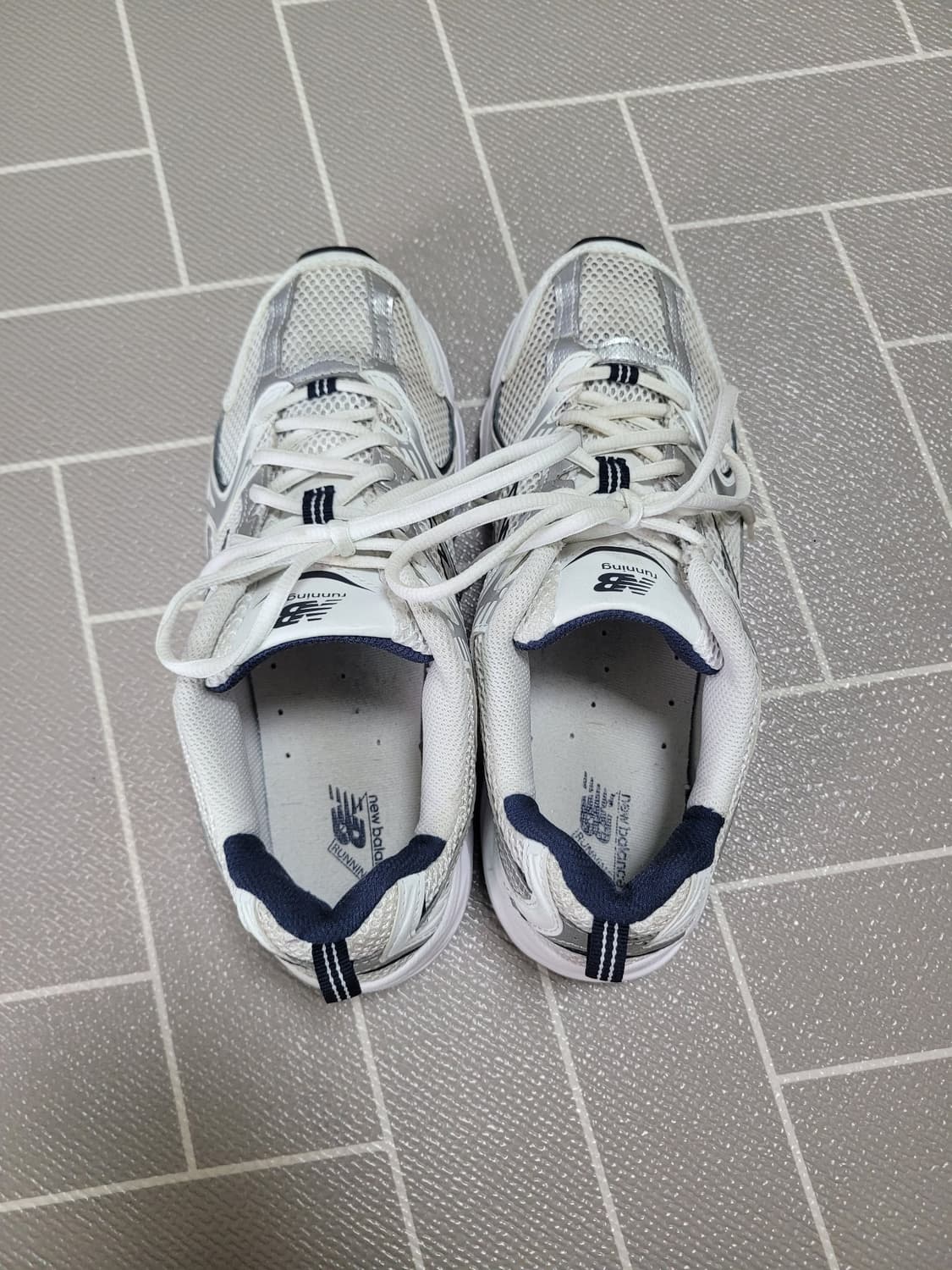 뉴발란스 530 화이트 실버 255 상품이미지5