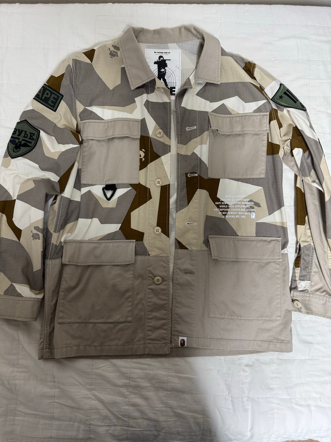 베이프 카모 밀리터리 자켓 L 상품이미지1