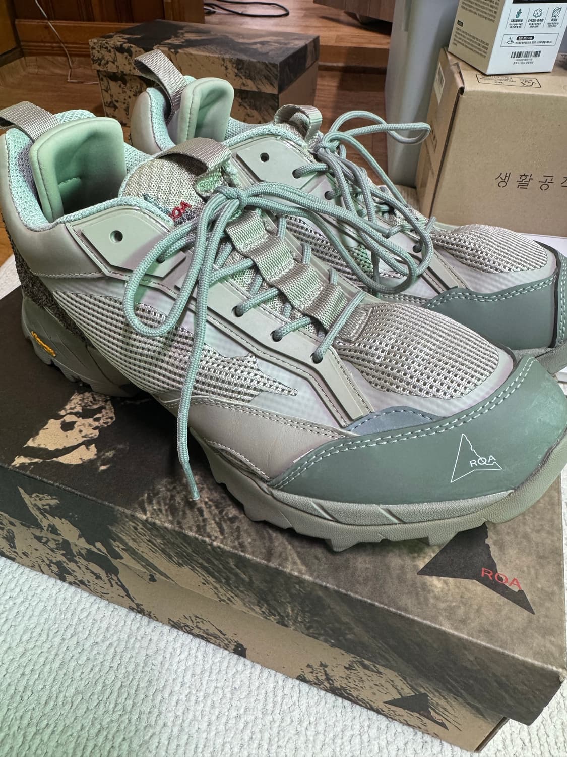 로아 하이킹 락파 메쉬 카키 (풀박스) 275 상품이미지1