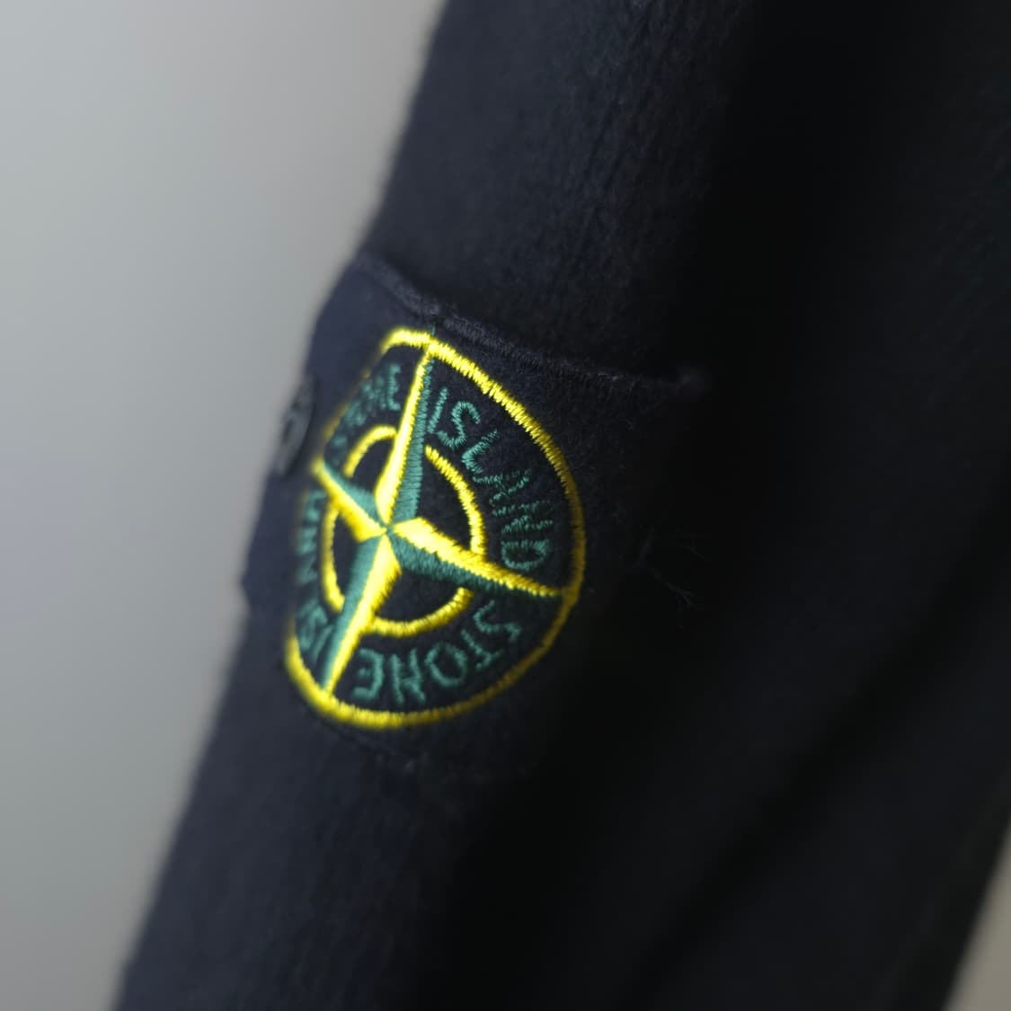 [중고/정품] 스톤아일랜드 와팬 패치 울 니트 상품이미지3