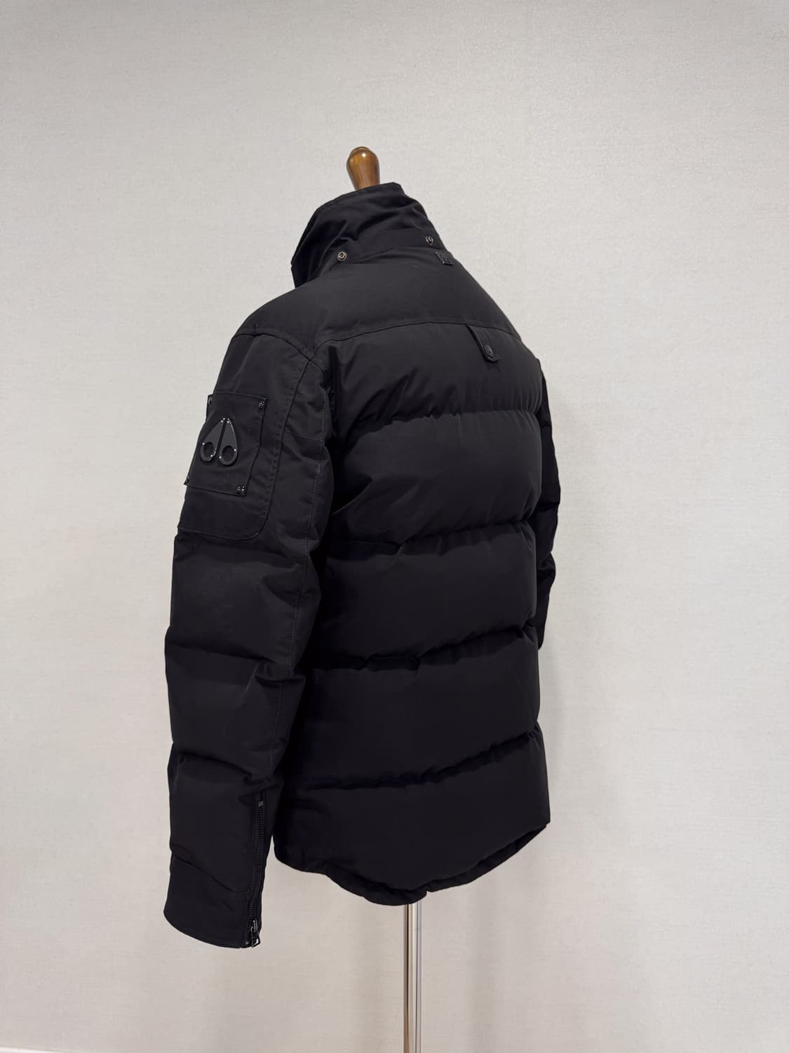 Moose Knuckles 퍼 후드 다운 파카 상품이미지9