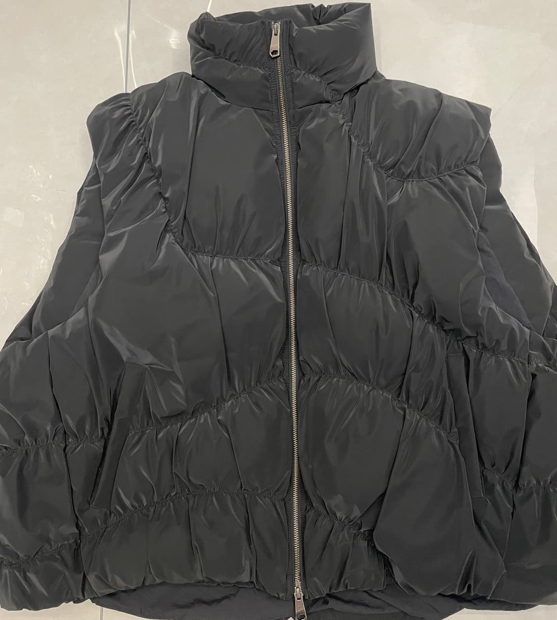 아더에러 23FW Aren 아렌 베스트 블랙 상품이미지3